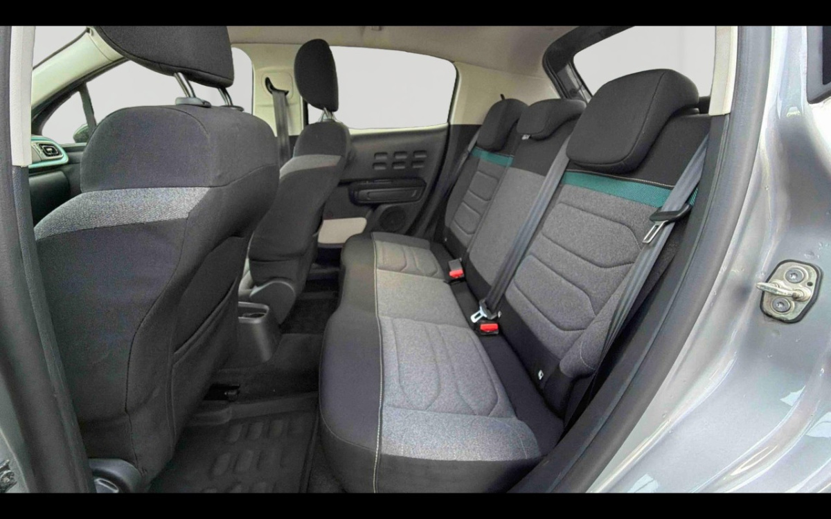 c330e944-d1b4-4baf-ab28-a572d9df6c6a.jpg